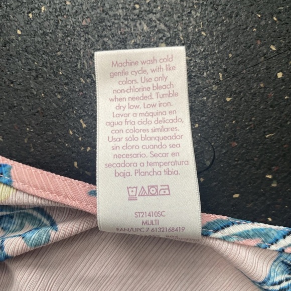 Secret Treasures Top Women's Large 12/14 Multicolor Pink Floral Sleeveless - Picture 7 of 7